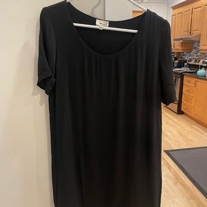 Aritzia Wilfred T-shirt Dress